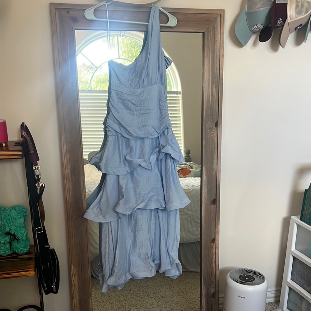 Chic Light Blue One-Shoulder Dress
